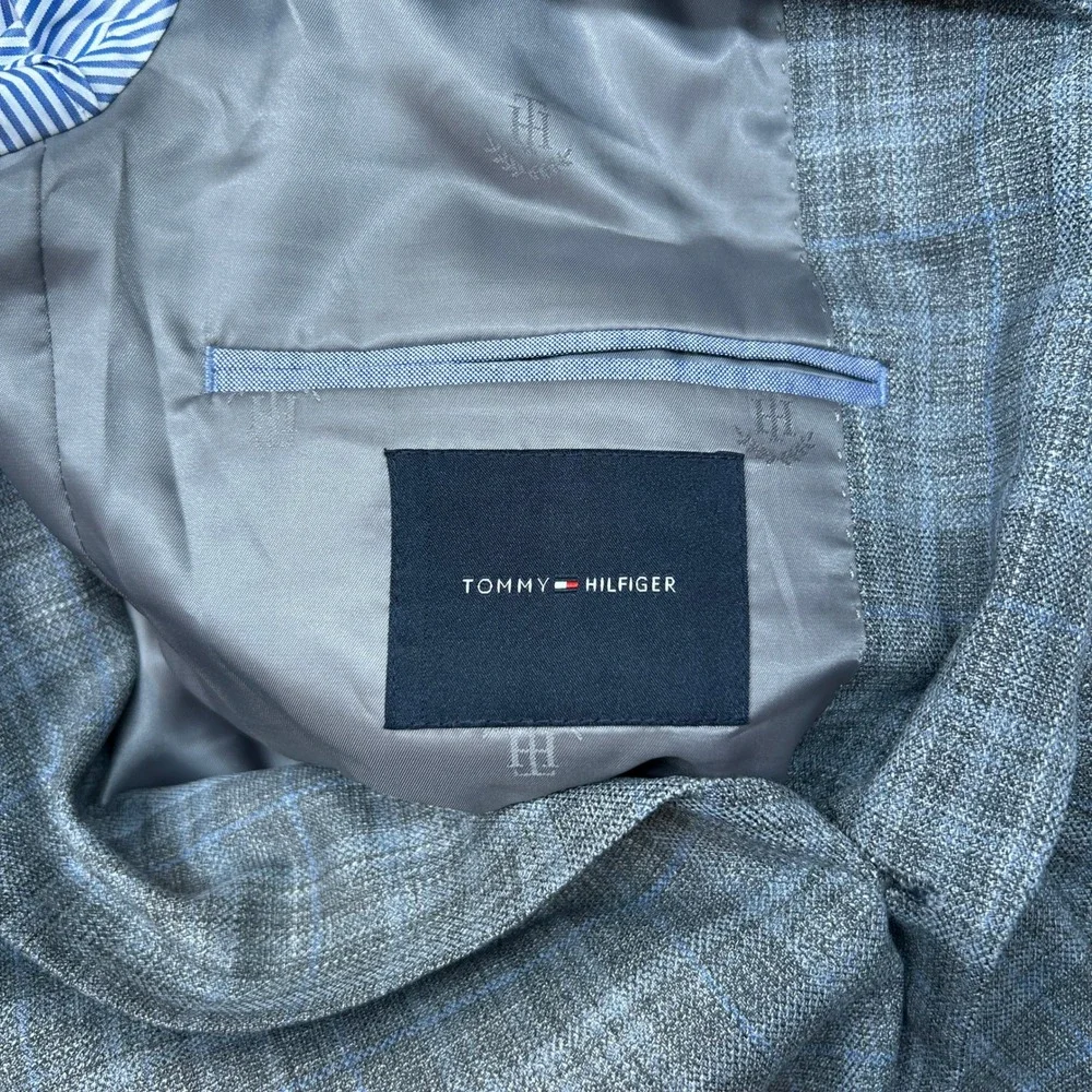 Tommy Hilfiger Modern-Fit Sport Coat Mens 40R 40 Gray Plaid $295‎ NEW